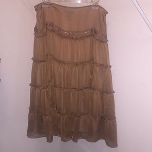 T-length light weight skirt